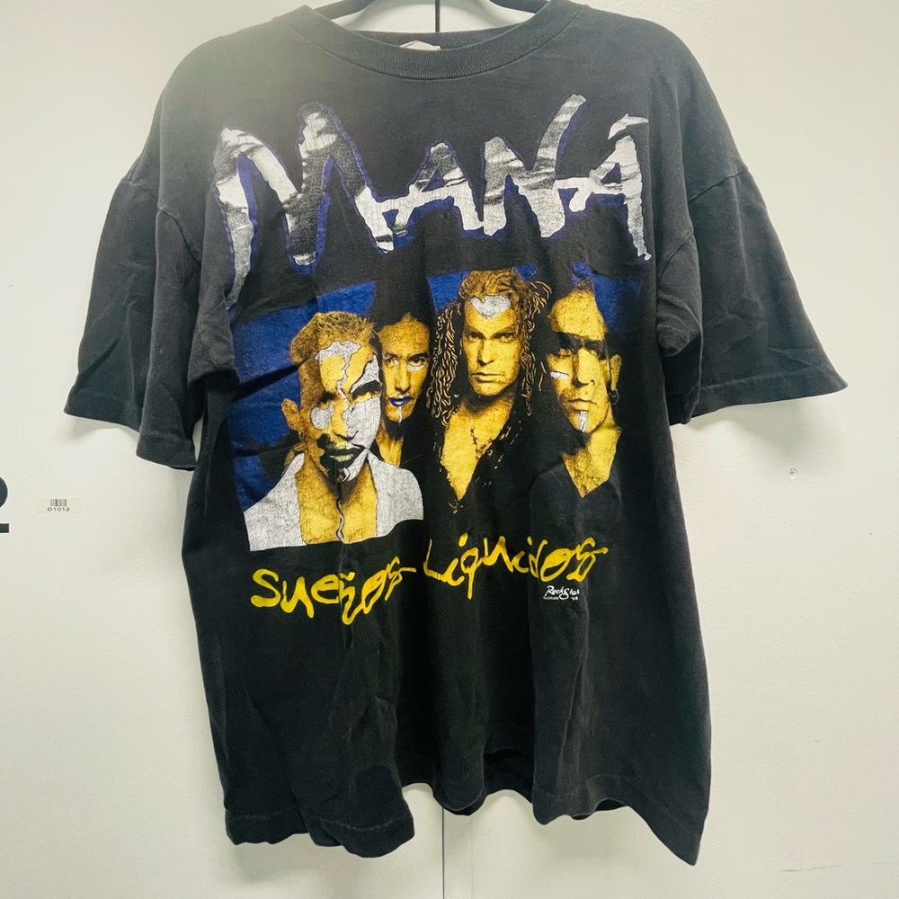 VINTAGE band tee Maná sueños líquidos 1998